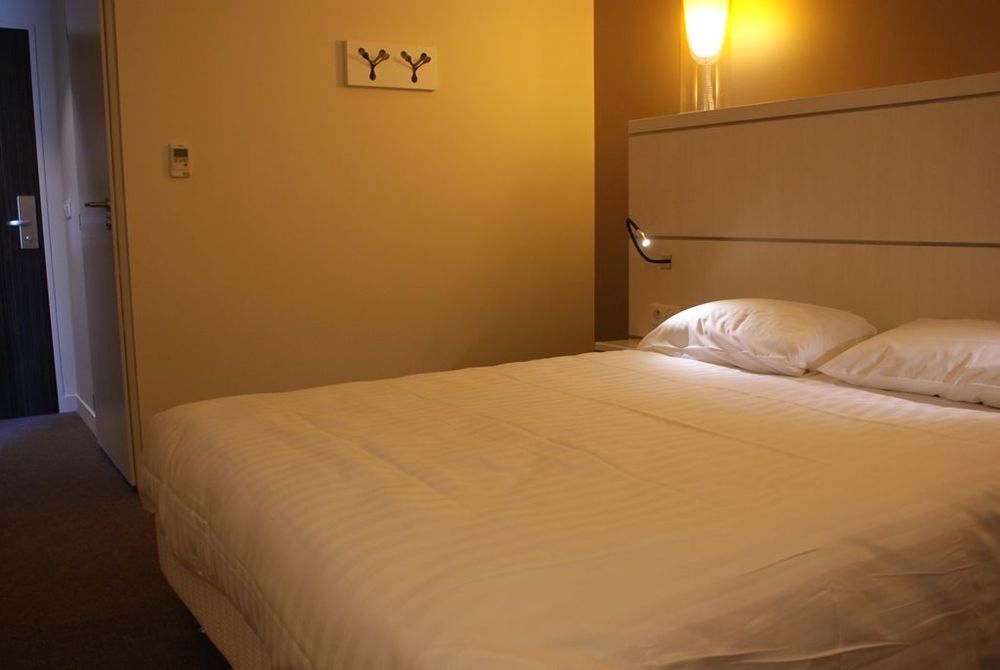 Hotel Confort La Rochelle Centre Les Minimes Quarto foto